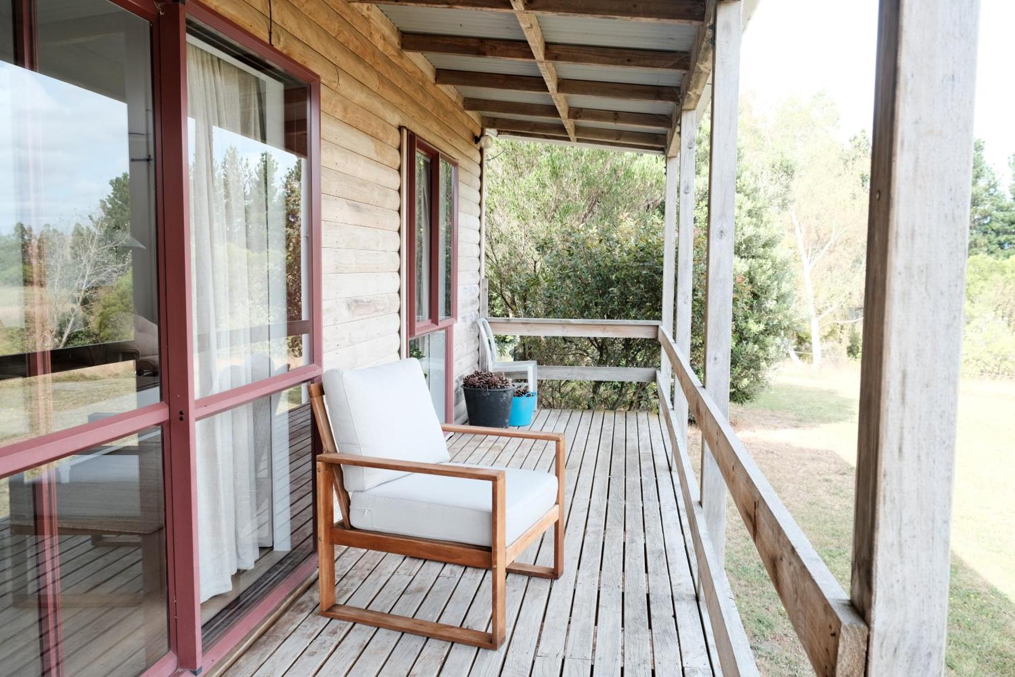 A Cabin With A Big View, Comfort And Tranquility, Close To Vines Martinborough Eksteriør billede